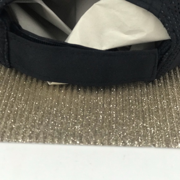 NWT: SECOND SKIN- Ball Cap/ Hat - Black- Adjustable - Picture 4 of 7